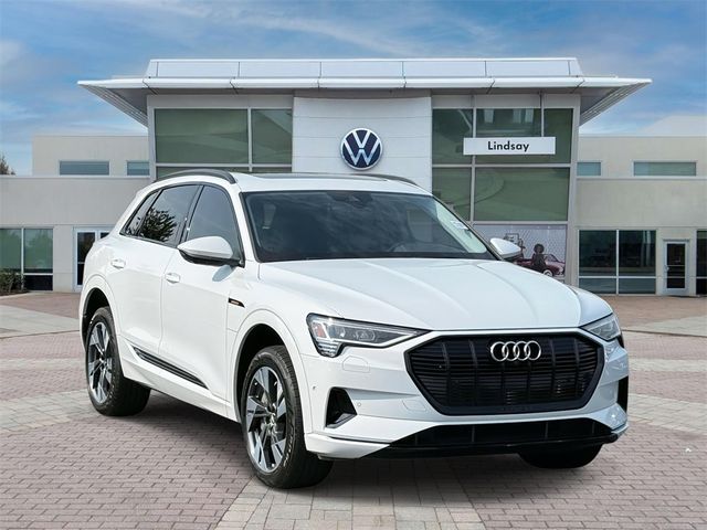 2021 Audi e-tron Premium