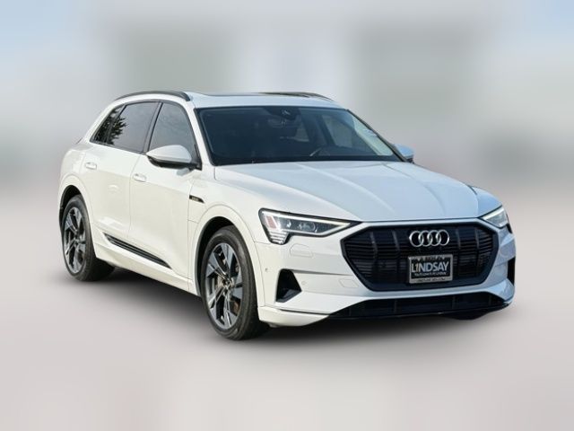 2021 Audi e-tron Premium