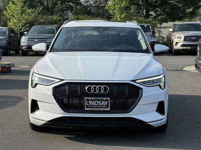 2021 Audi e-tron Premium