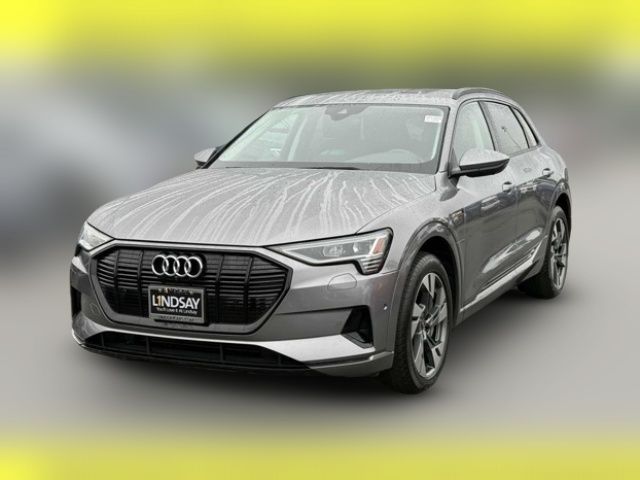 2021 Audi e-tron Premium