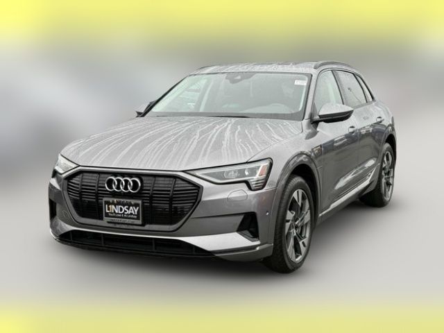 2021 Audi e-tron Premium