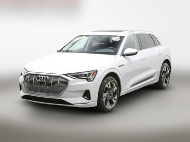 2021 Audi e-tron Premium