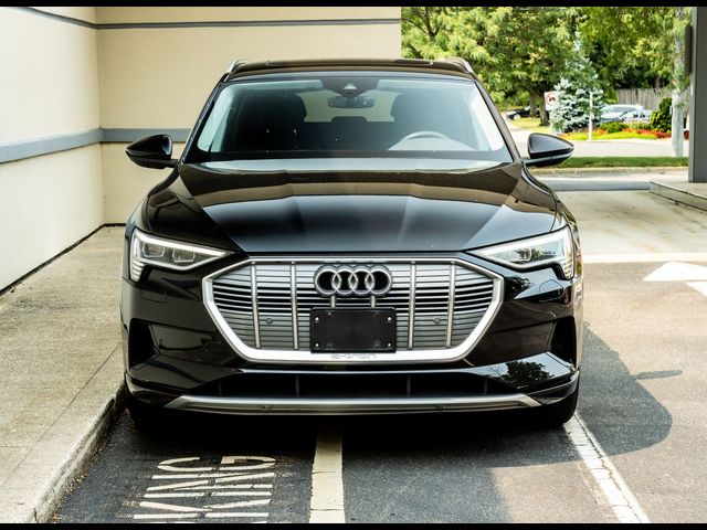 2021 Audi e-tron Premium