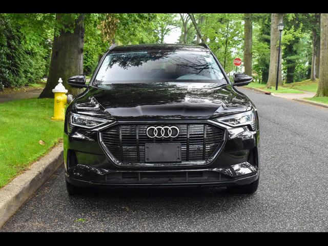 2021 Audi e-tron Premium