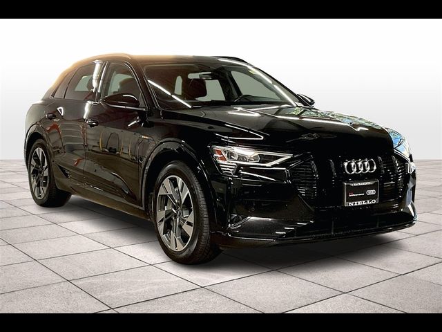 2021 Audi e-tron Premium