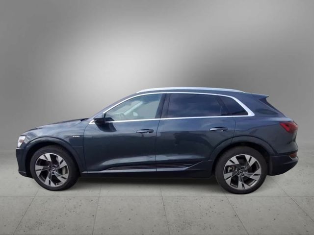 2021 Audi e-tron Premium