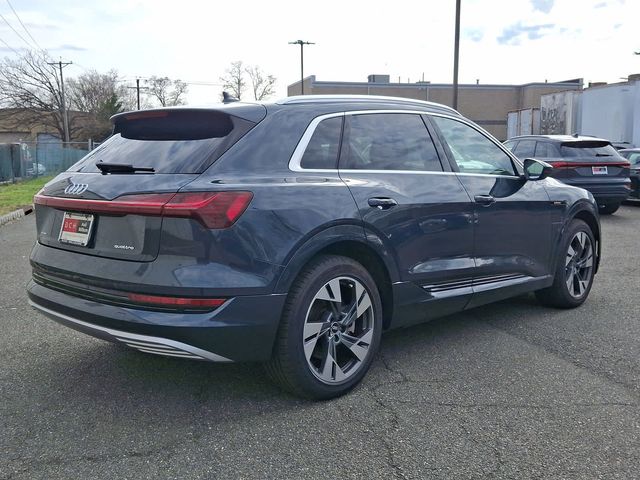 2021 Audi e-tron Premium