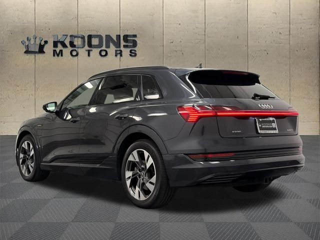 2021 Audi e-tron Premium