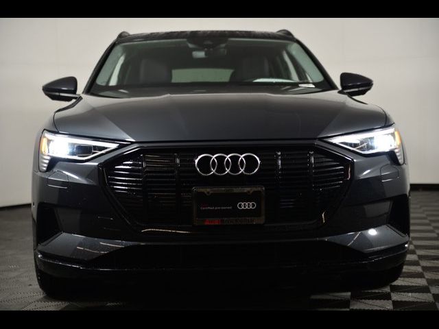 2021 Audi e-tron Premium