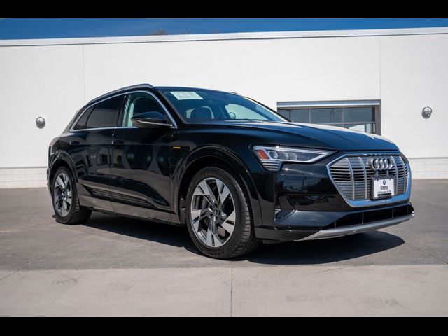 2021 Audi e-tron Premium
