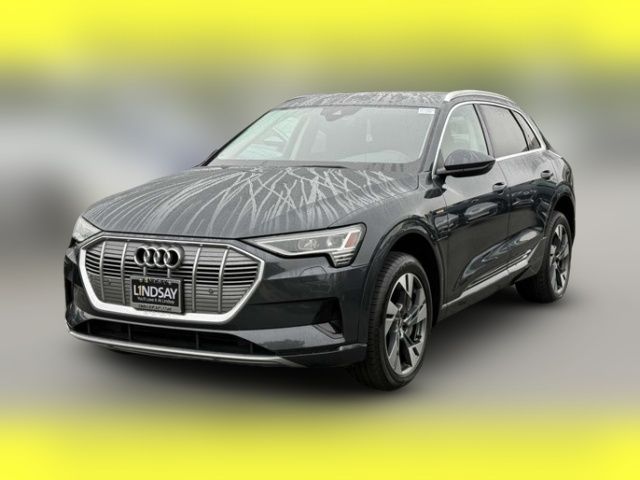 2021 Audi e-tron Premium