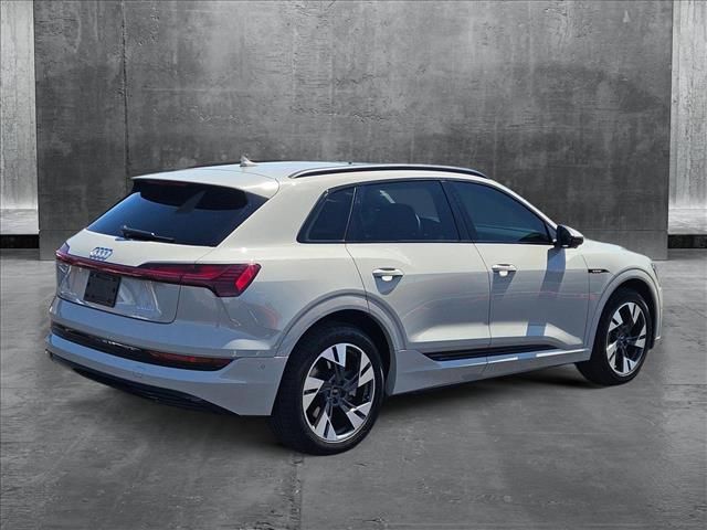 2021 Audi e-tron Premium