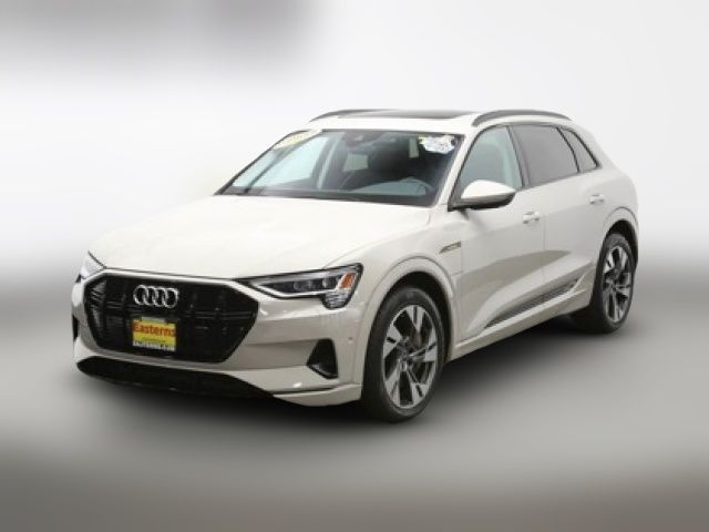 2021 Audi e-tron Premium