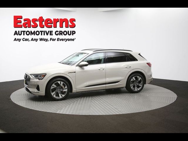 2021 Audi e-tron Premium