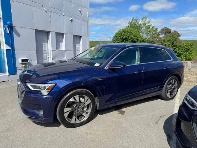 2021 Audi e-tron Premium
