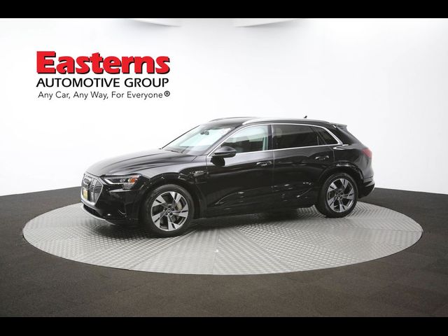 2021 Audi e-tron Premium