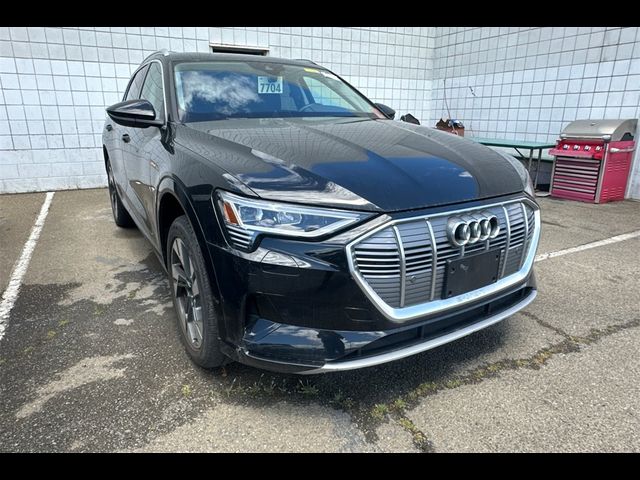 2021 Audi e-tron Premium