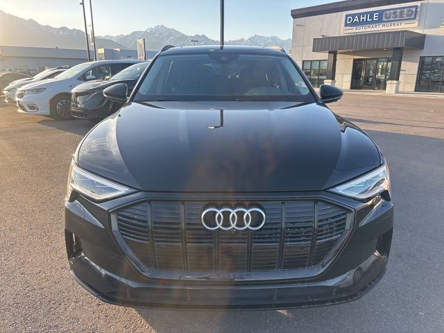2021 Audi e-tron Premium