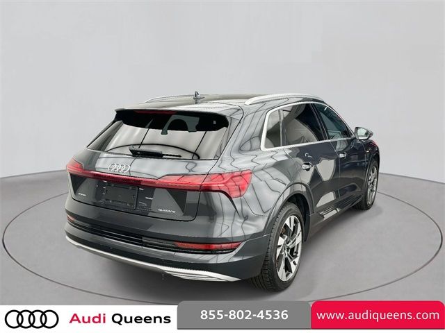 2021 Audi e-tron Premium