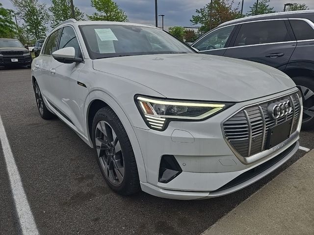 2021 Audi e-tron Premium