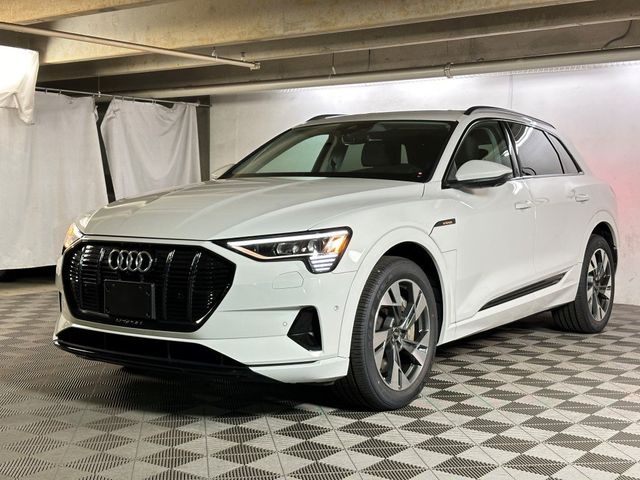 2021 Audi e-tron Premium