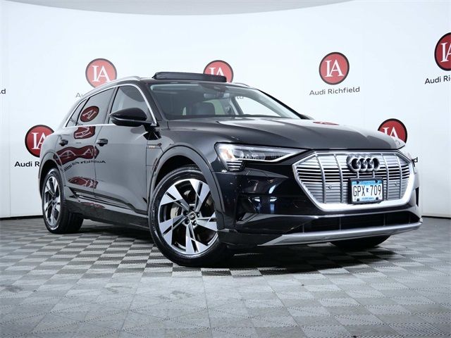 2021 Audi e-tron Premium