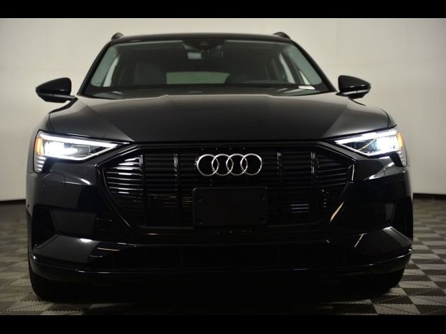 2021 Audi e-tron Premium