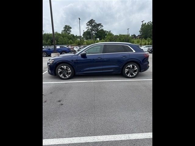 2021 Audi e-tron Premium