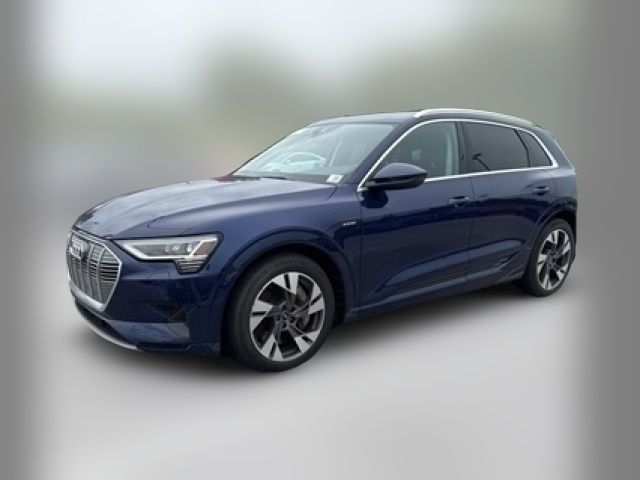 2021 Audi e-tron Premium