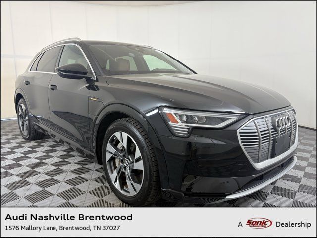 2021 Audi e-tron Premium