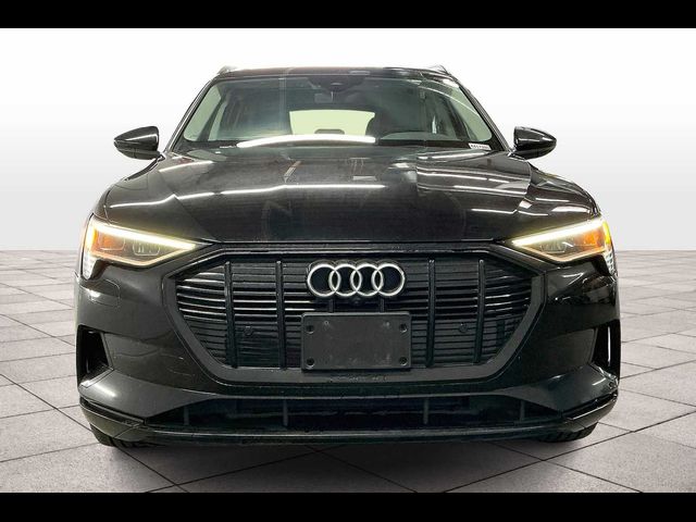 2021 Audi e-tron Premium
