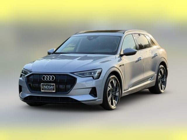 2021 Audi e-tron Premium
