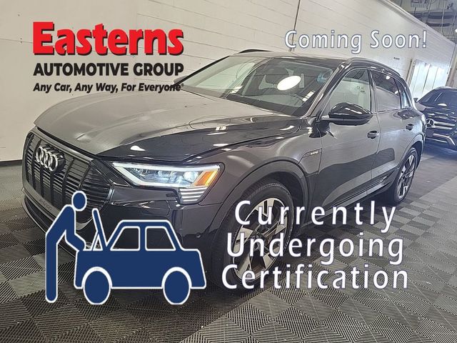 2021 Audi e-tron Premium