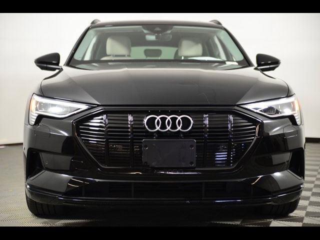 2021 Audi e-tron Premium