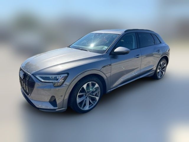 2021 Audi e-tron Premium Plus