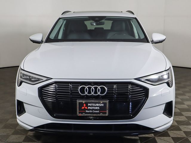 2021 Audi e-tron Premium Plus