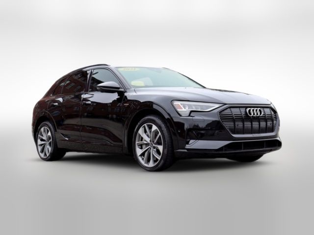 2021 Audi e-tron Premium Plus