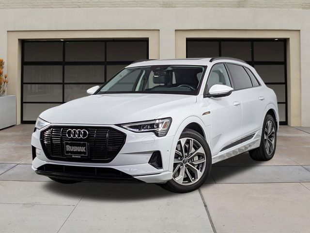 2021 Audi e-tron Premium Plus