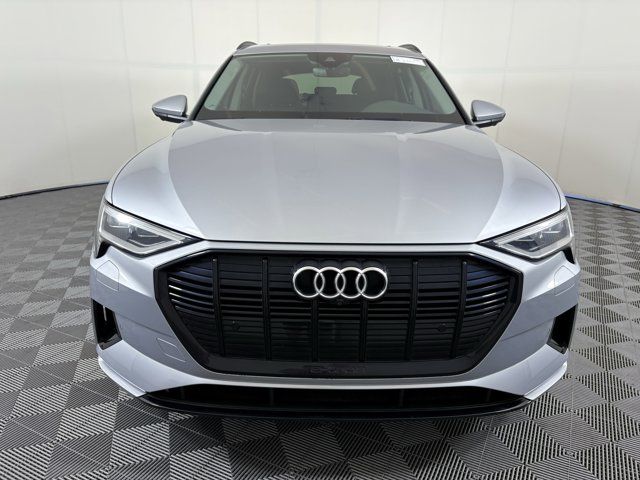 2021 Audi e-tron Premium Plus