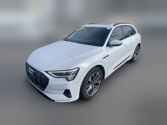 2021 Audi e-tron Premium Plus