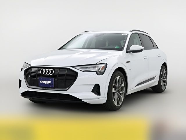 2021 Audi e-tron Premium Plus