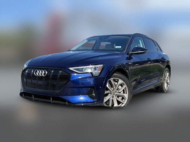 2021 Audi e-tron Premium Plus
