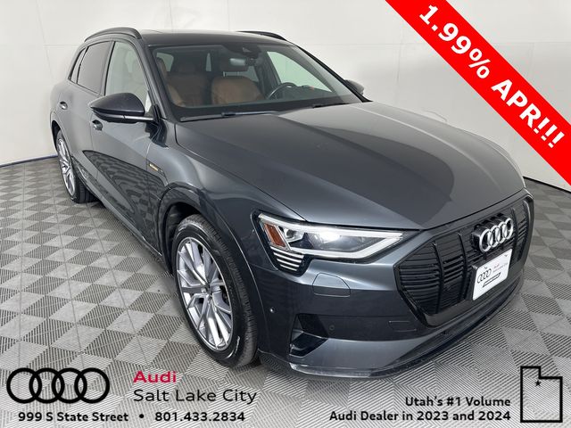 2021 Audi e-tron Premium Plus