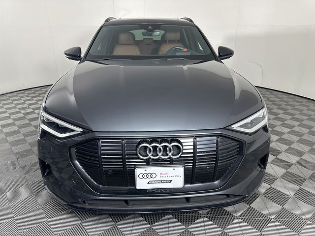2021 Audi e-tron Premium Plus