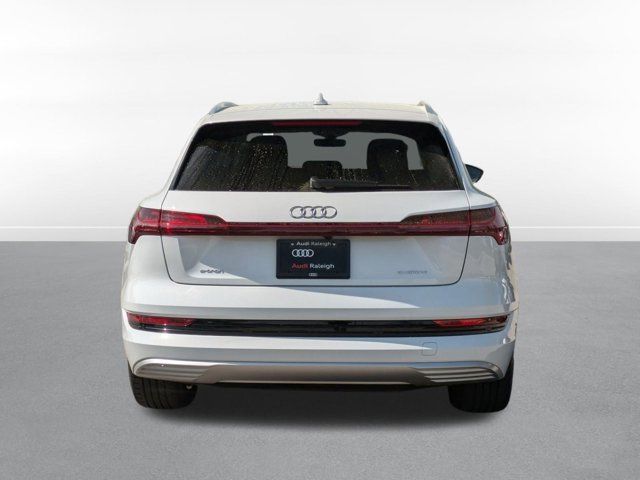 2021 Audi e-tron Premium Plus
