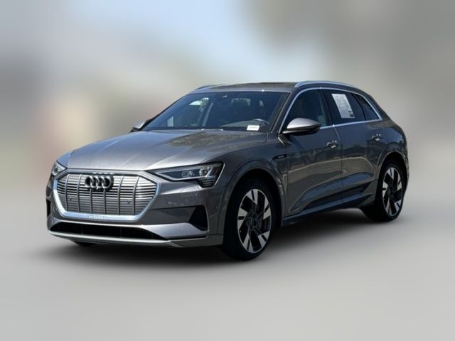 2021 Audi e-tron Premium Plus