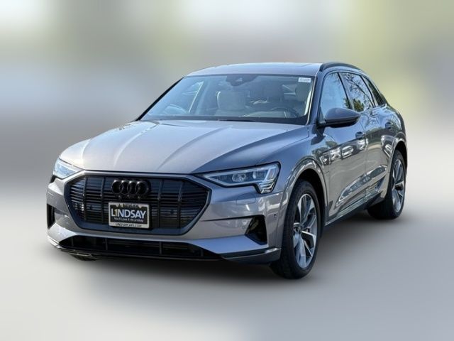 2021 Audi e-tron Premium Plus