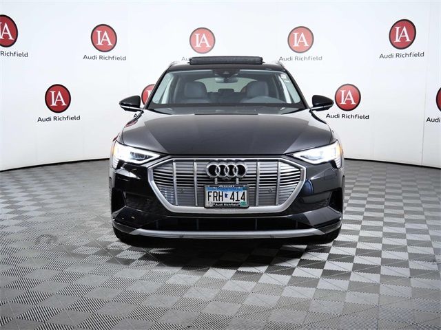 2021 Audi e-tron Premium Plus