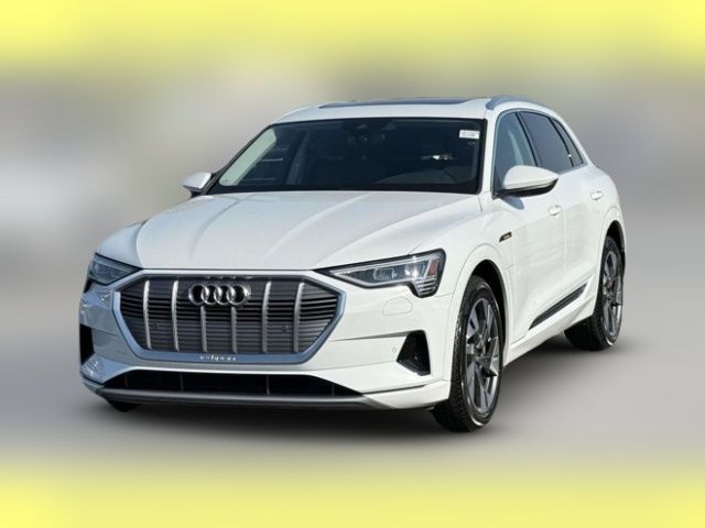 2021 Audi e-tron Premium Plus