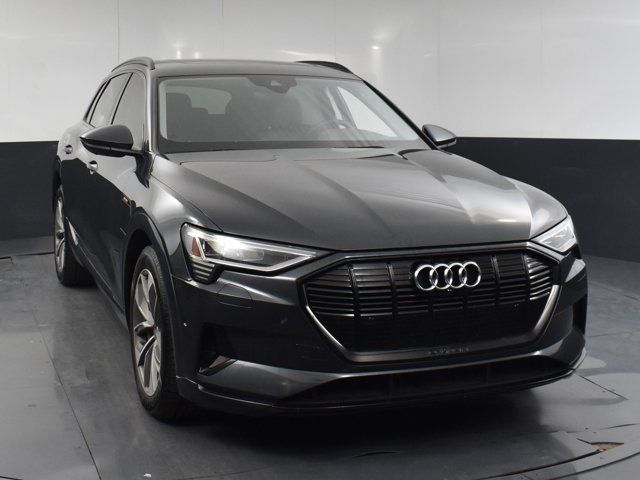 2021 Audi e-tron Premium Plus